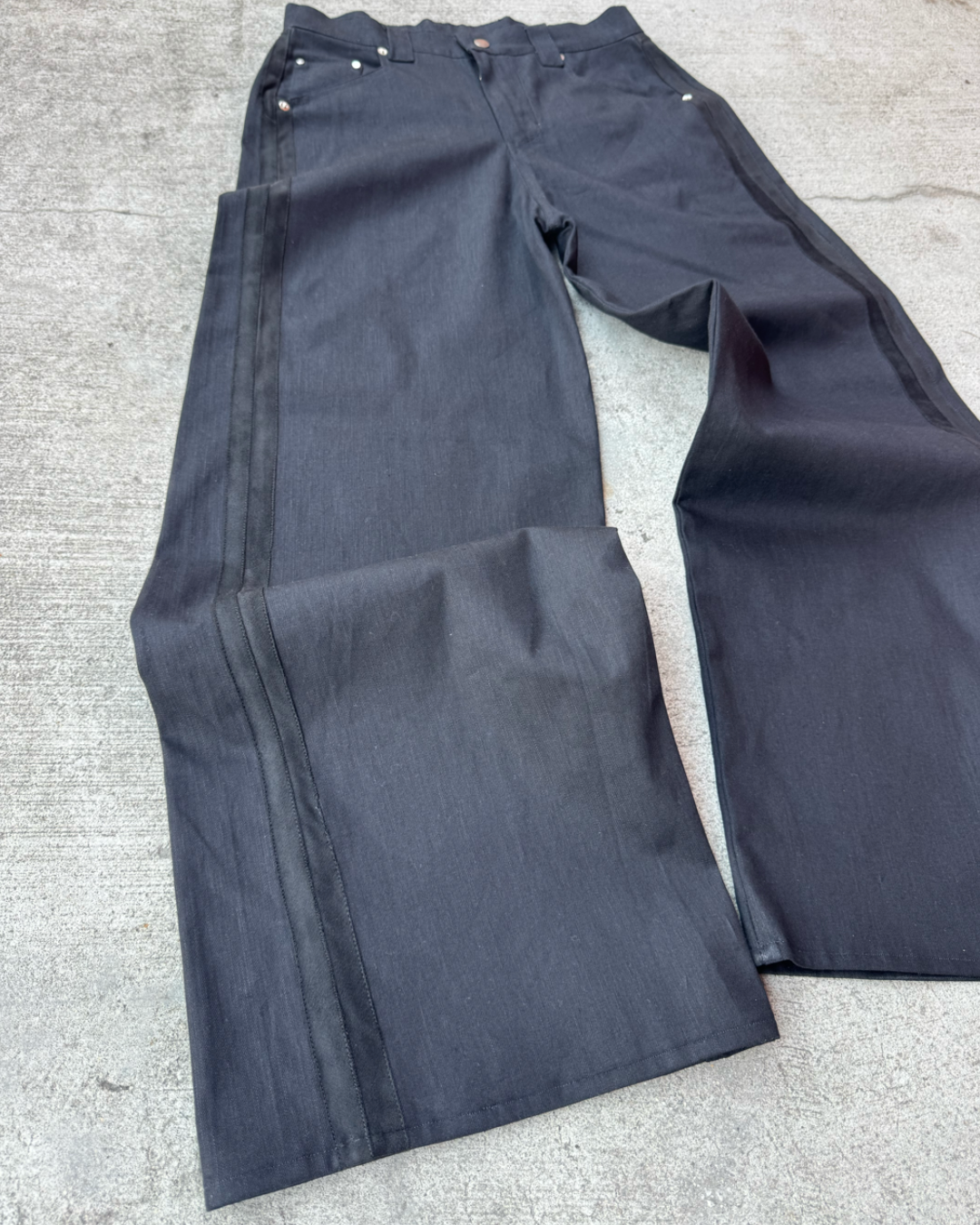 SUEDE STRIPE DENIM